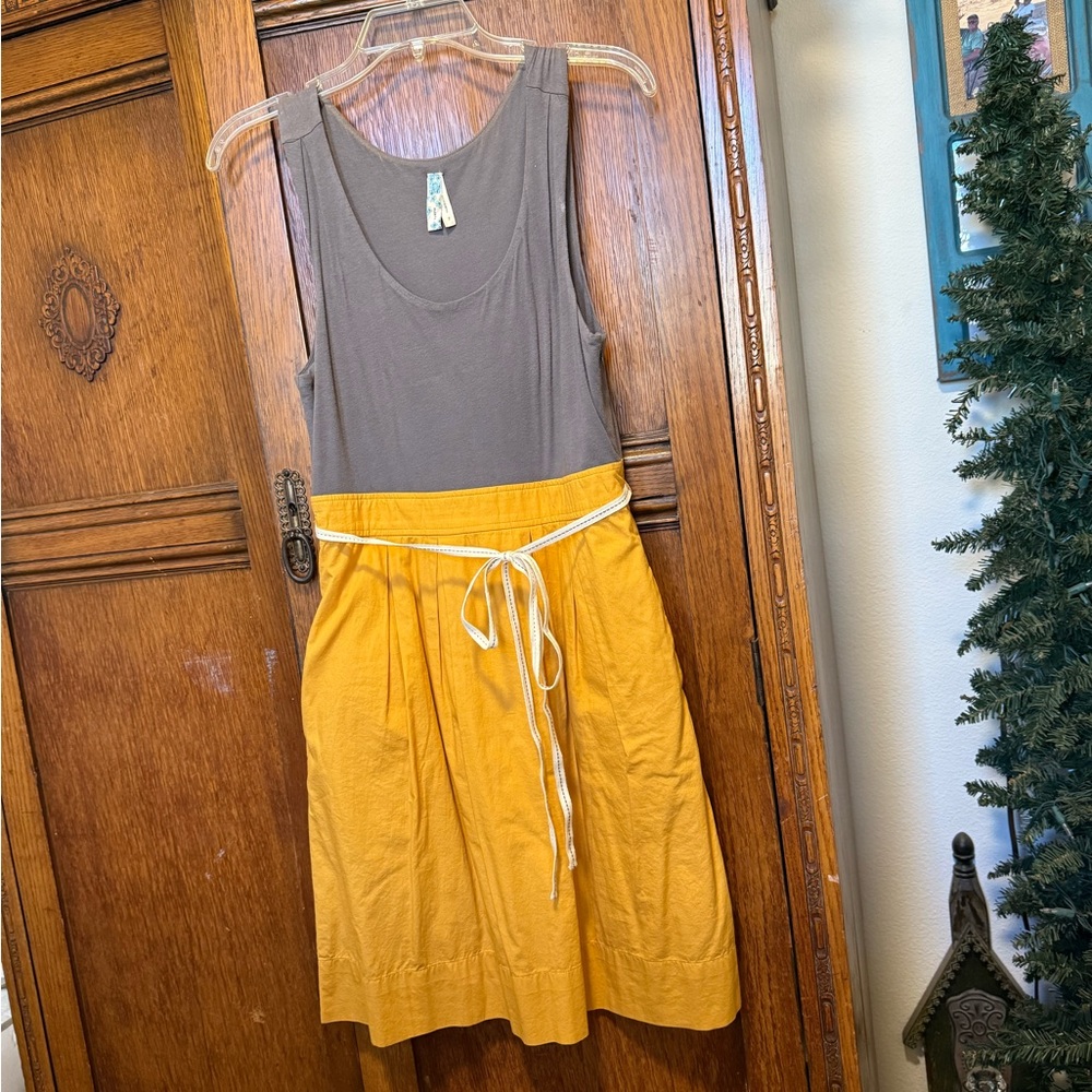 Maeve Anthropologie cotton dress. Size 2